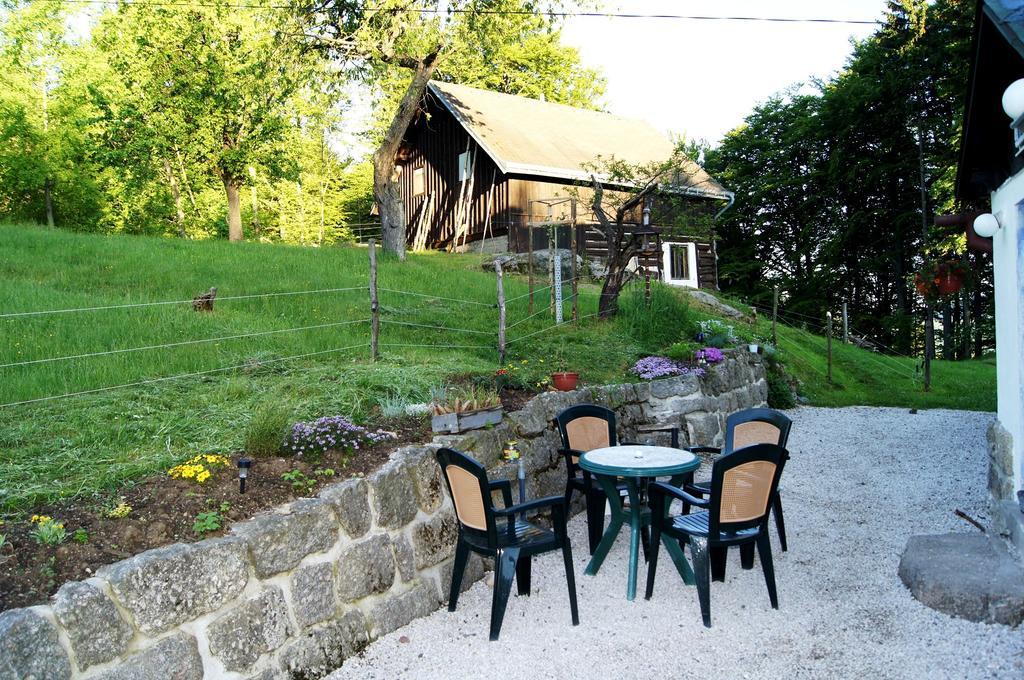Na Slunecni Pohadkova Chaloupka Ve Sladke Dire Příchovice Exterior foto